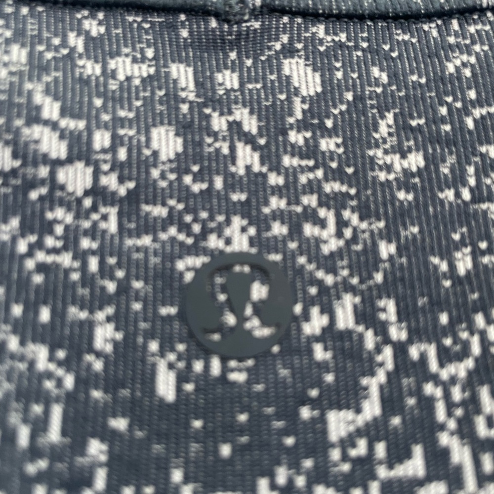 Lululemon Blue Splatter Top - Picture 3 of 6